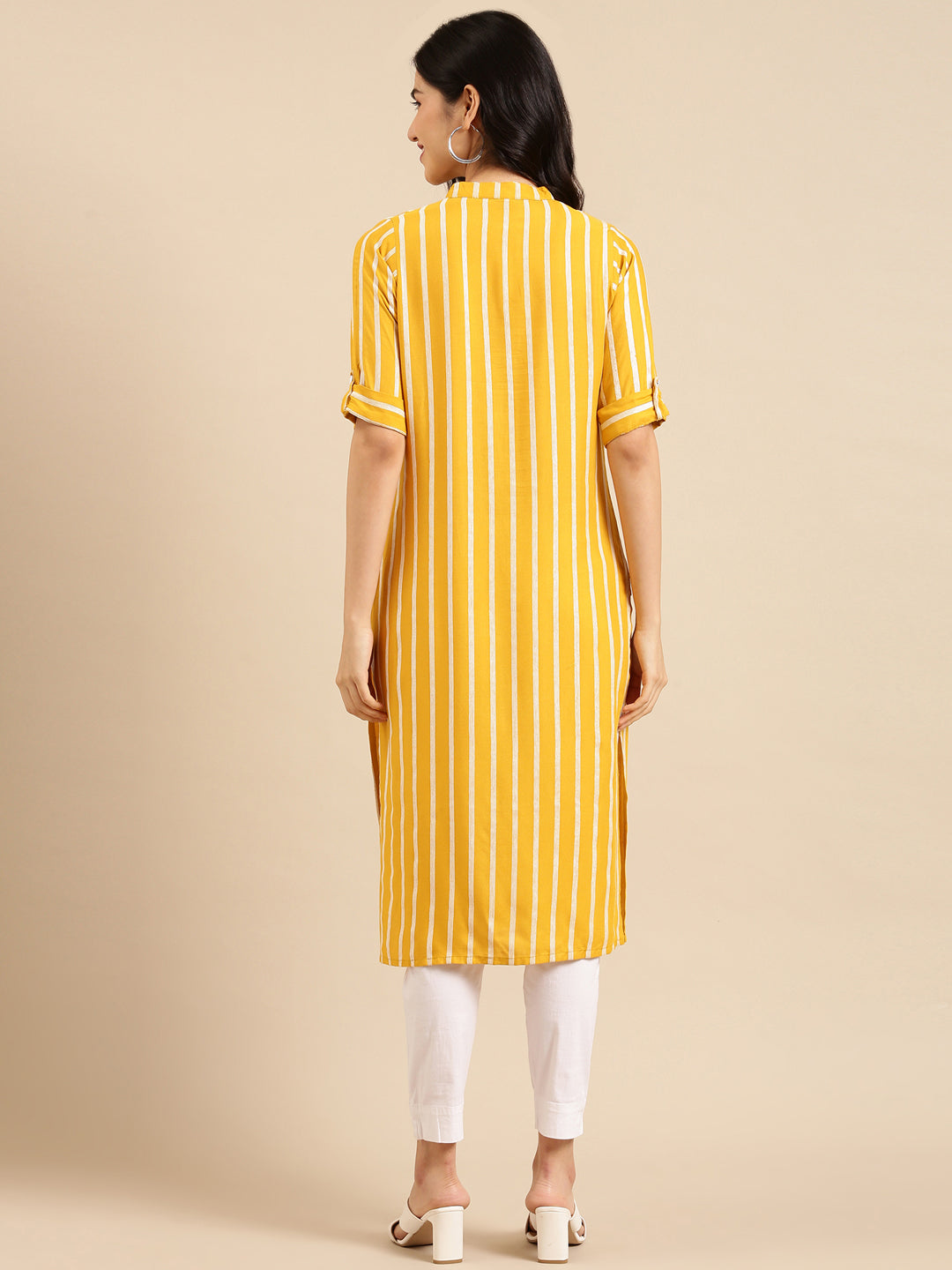 Women's Mustard Printed Straight Kurta