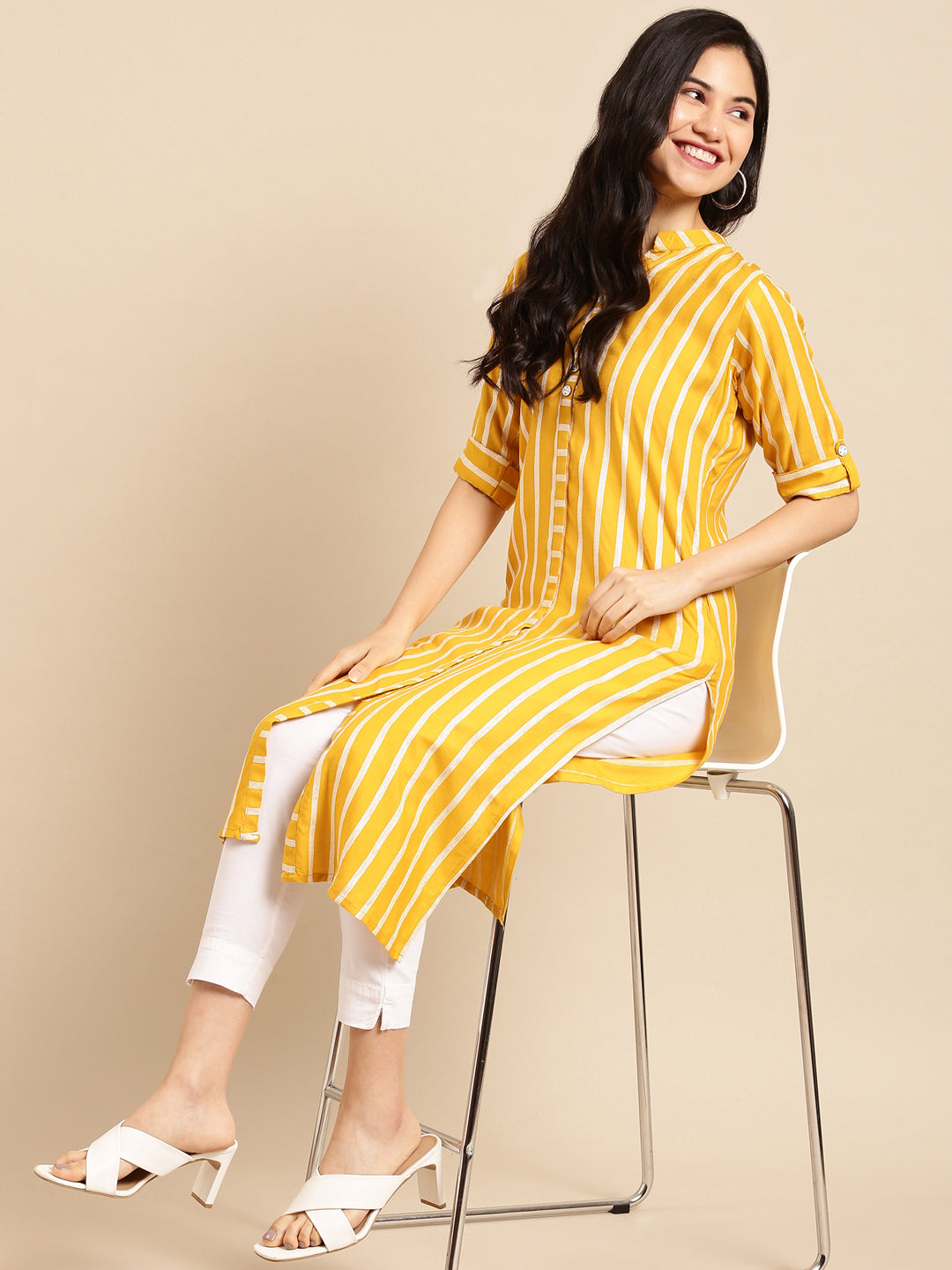 Women's Mustard Printed Straight Kurta