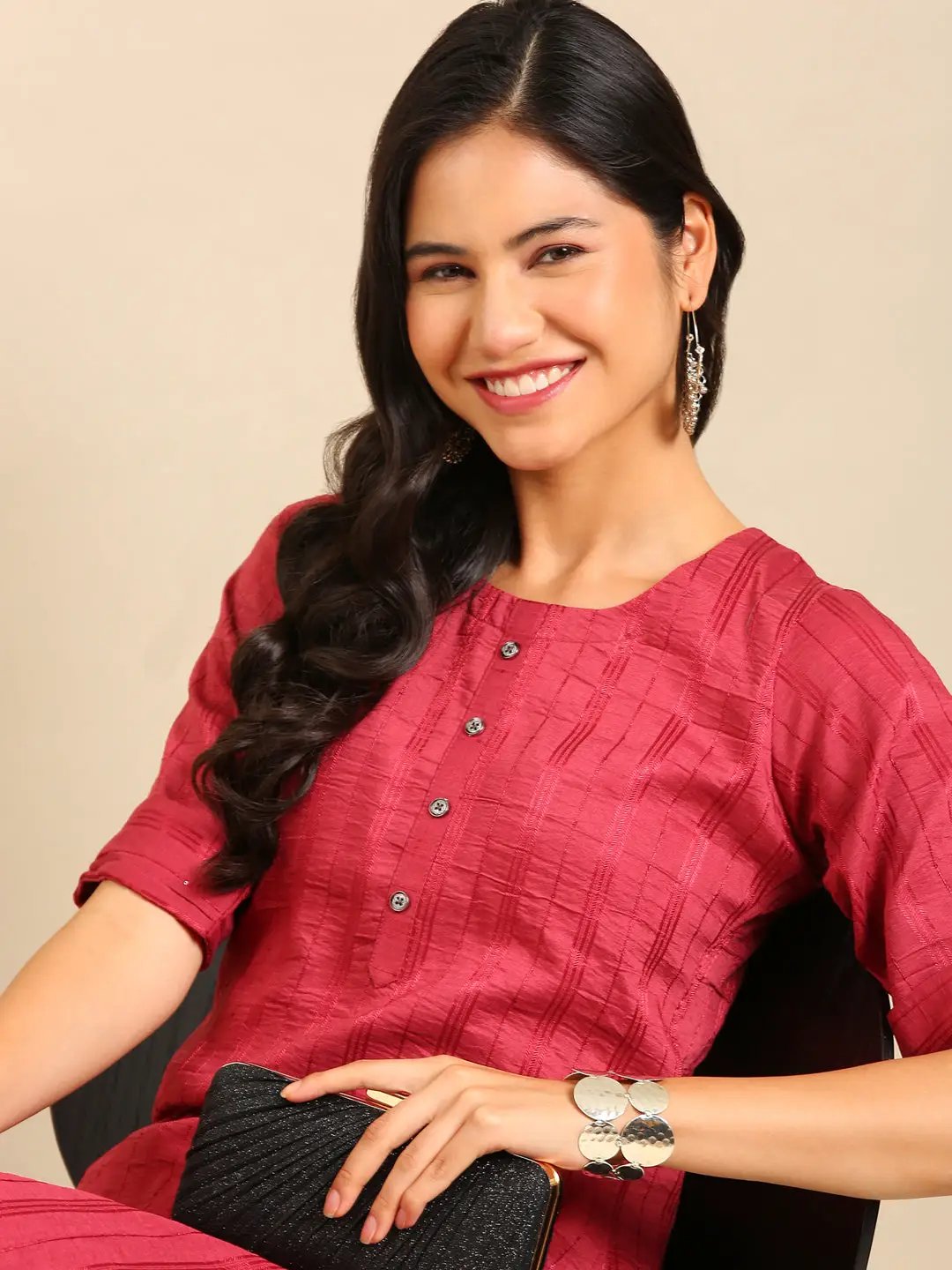 Women's Magenta Embellished Straight Kurta
