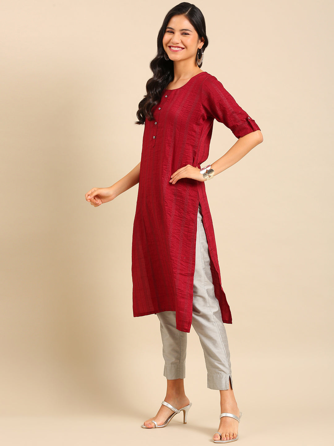 Women's Maroon Solid Straight Kurta