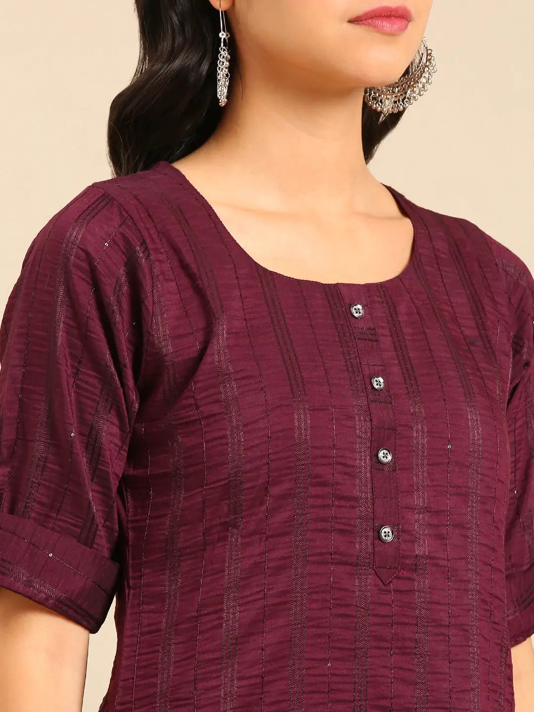 Women's Violet Embellished Straight Kurta
