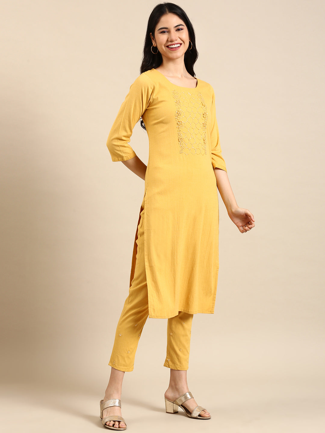 Women's Yellow Solid Kurta Set