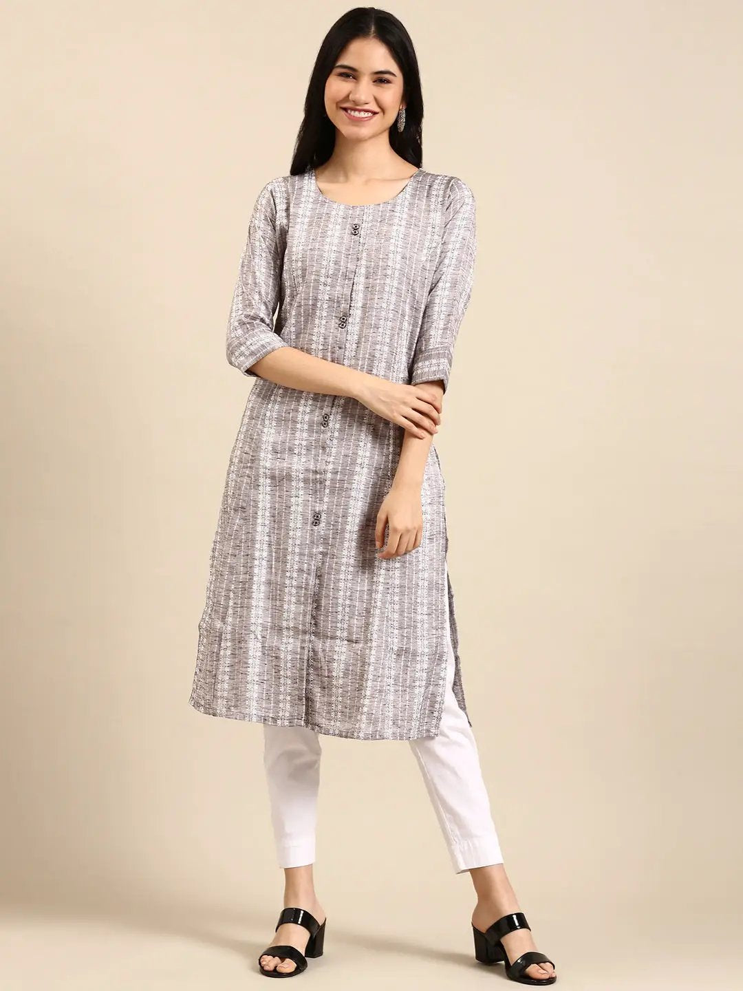 Women's Grey Solid Straight Kurta