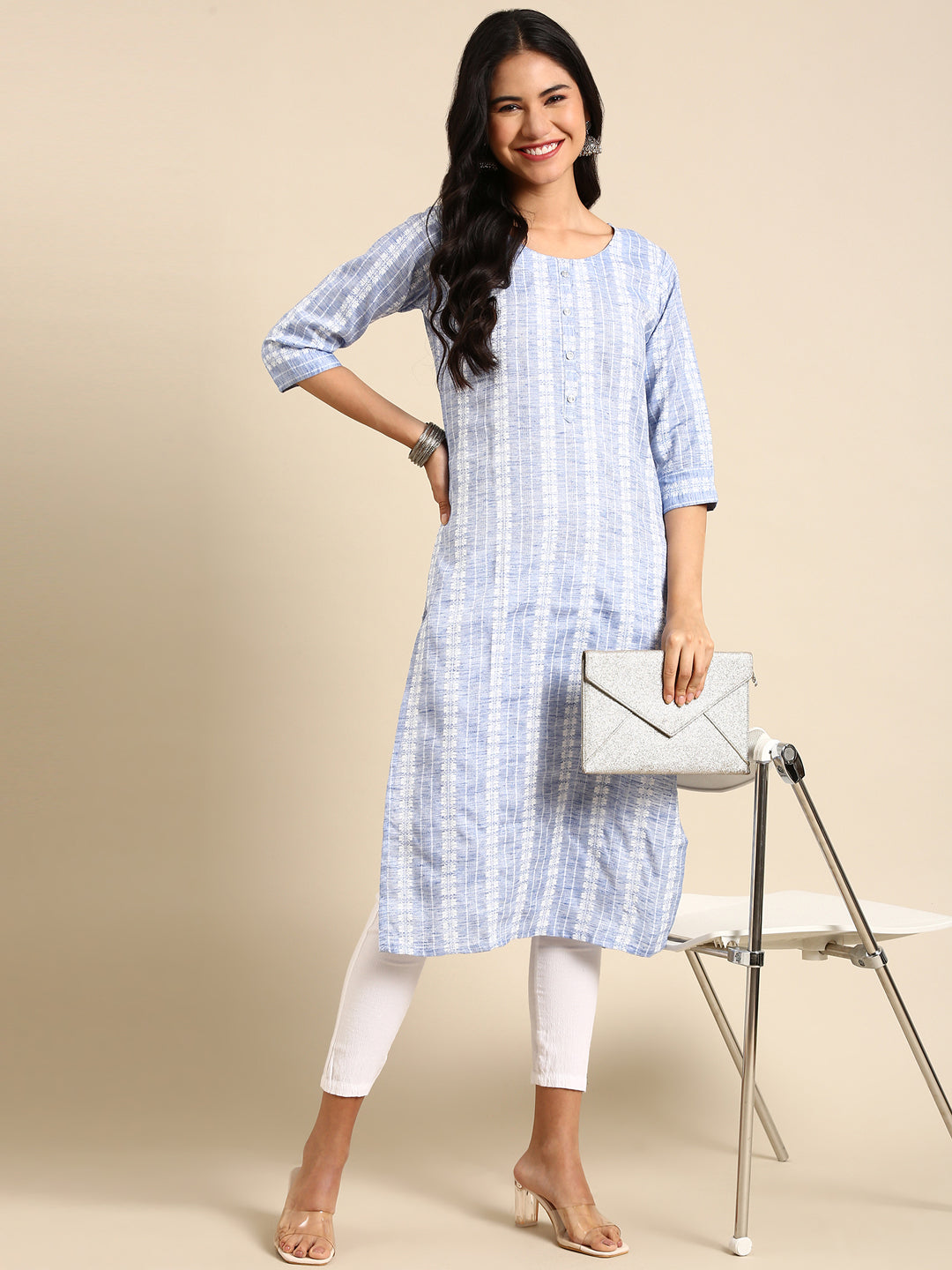 Women's Blue Solid Straight Kurta