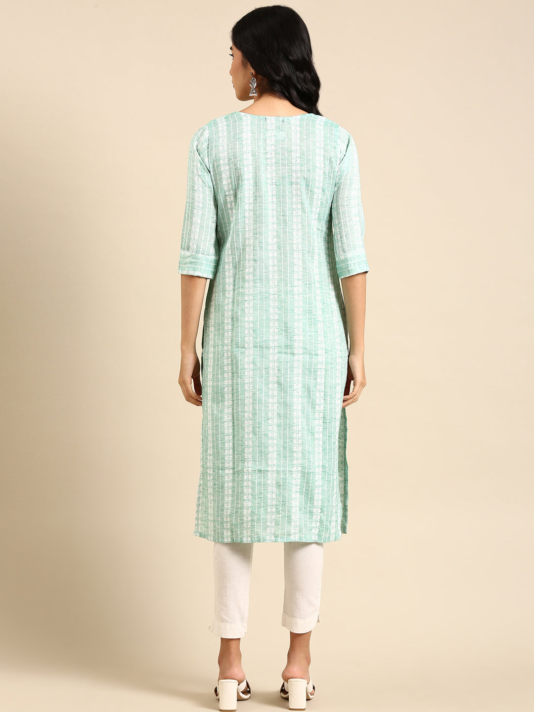 Women's Green Solid Straight Kurta