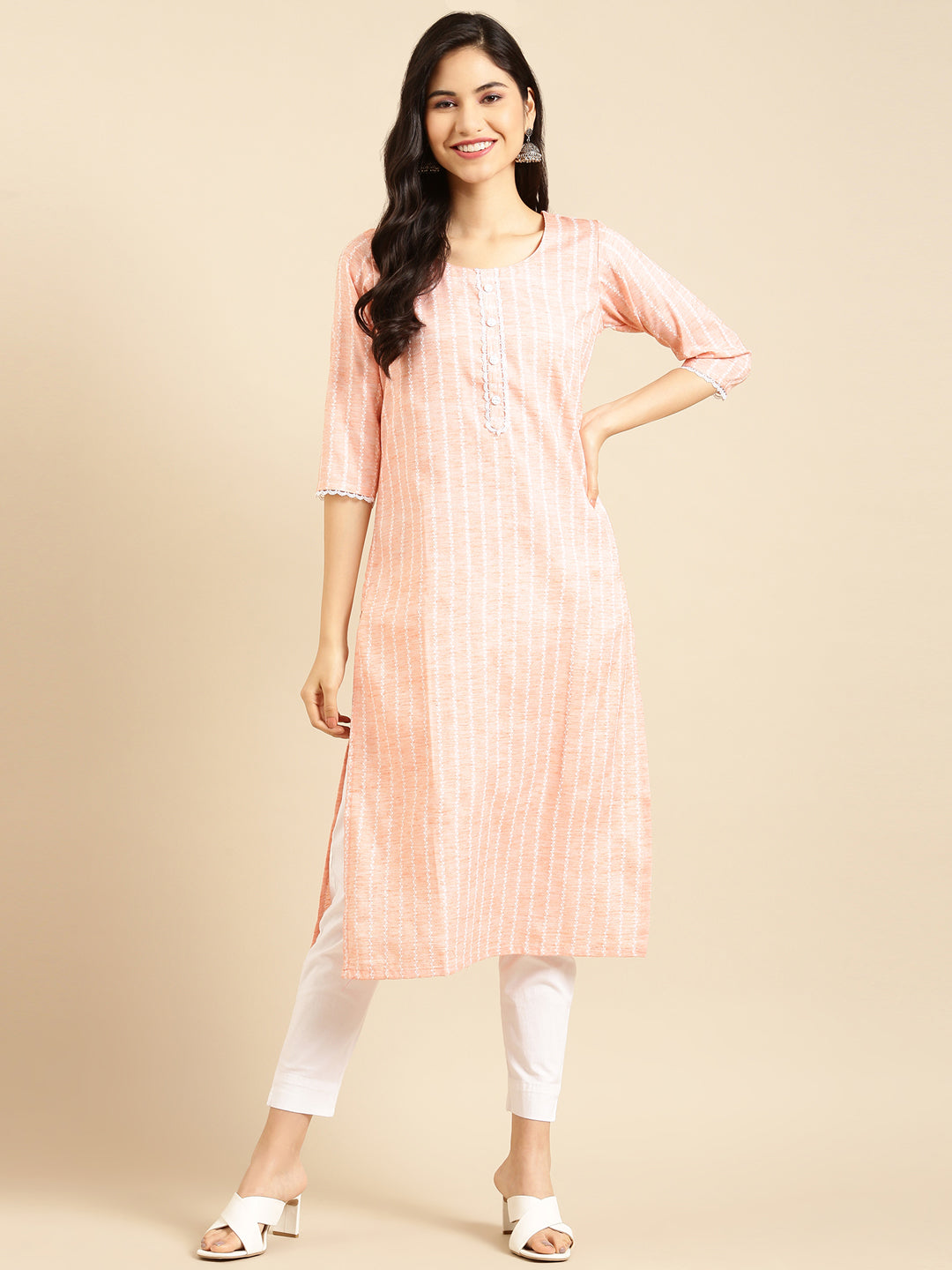 Women's Pink Solid Straight Kurta