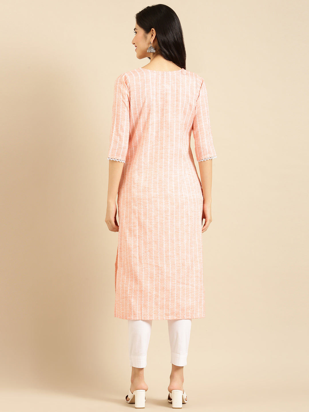 Women's Pink Solid Straight Kurta