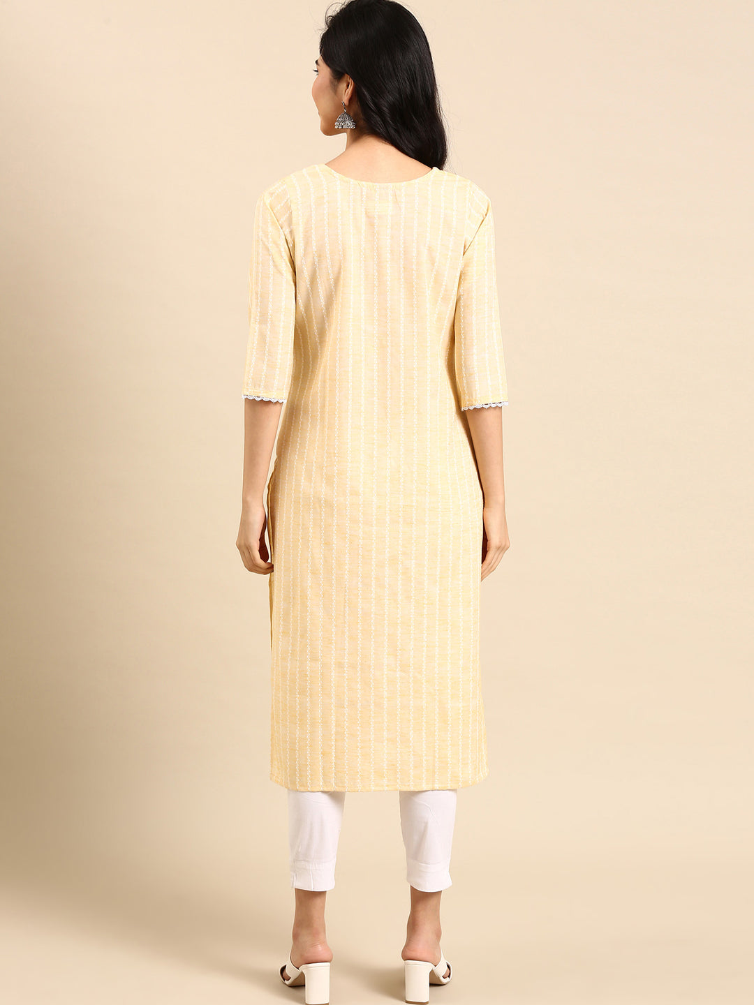 Women's Yellow Solid Straight Kurta