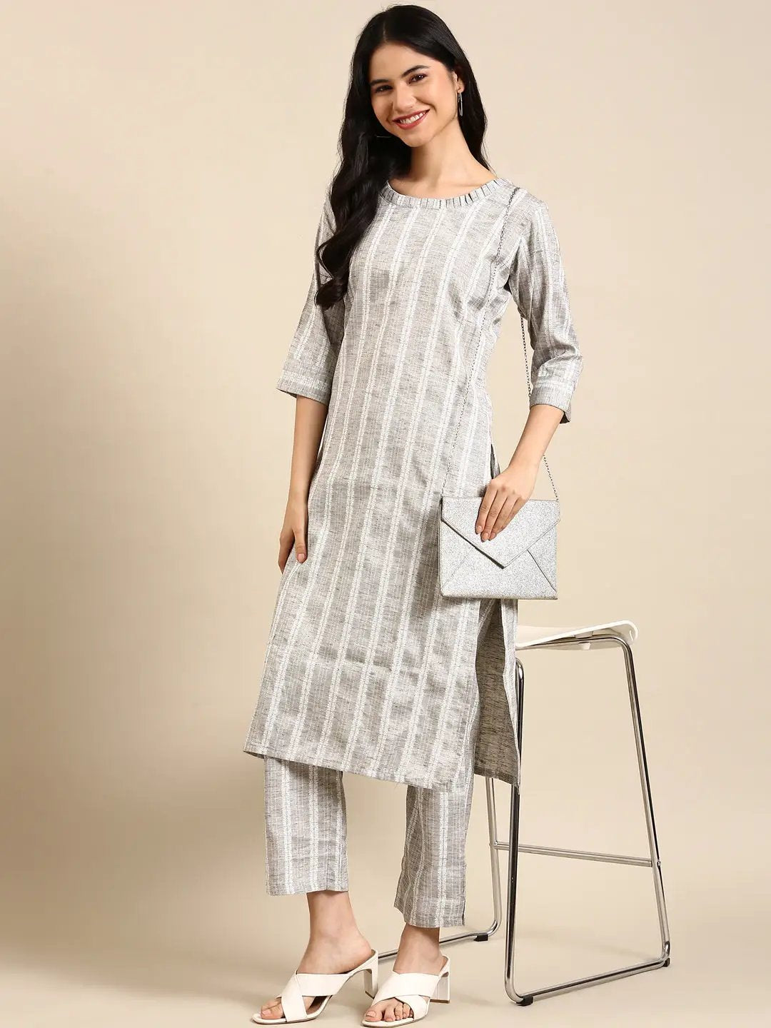 Women's Grey Solid Kurta Set