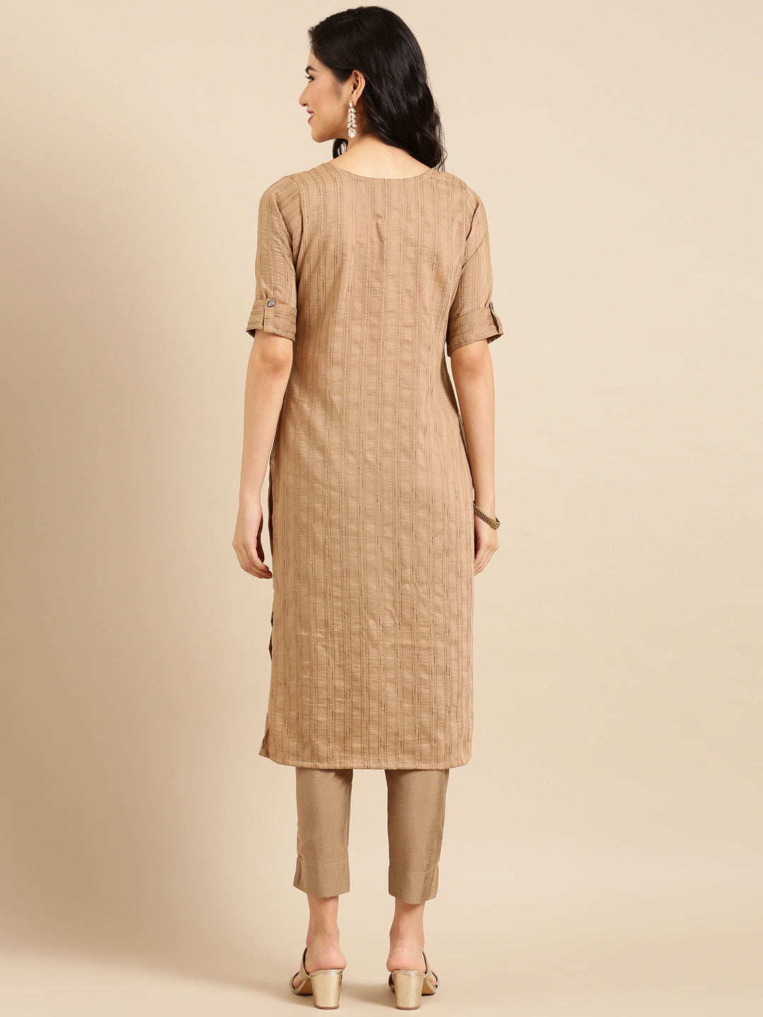 Women's Brown Solid Straight Kurta