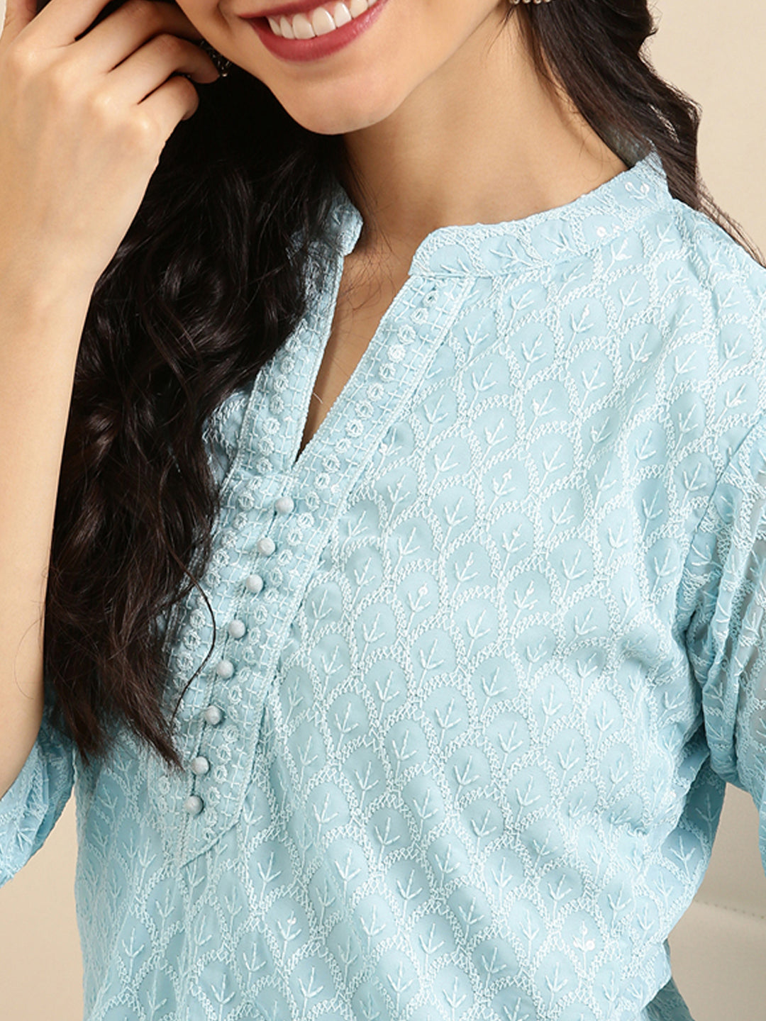 Women's Blue Embroidered Straight Kurta