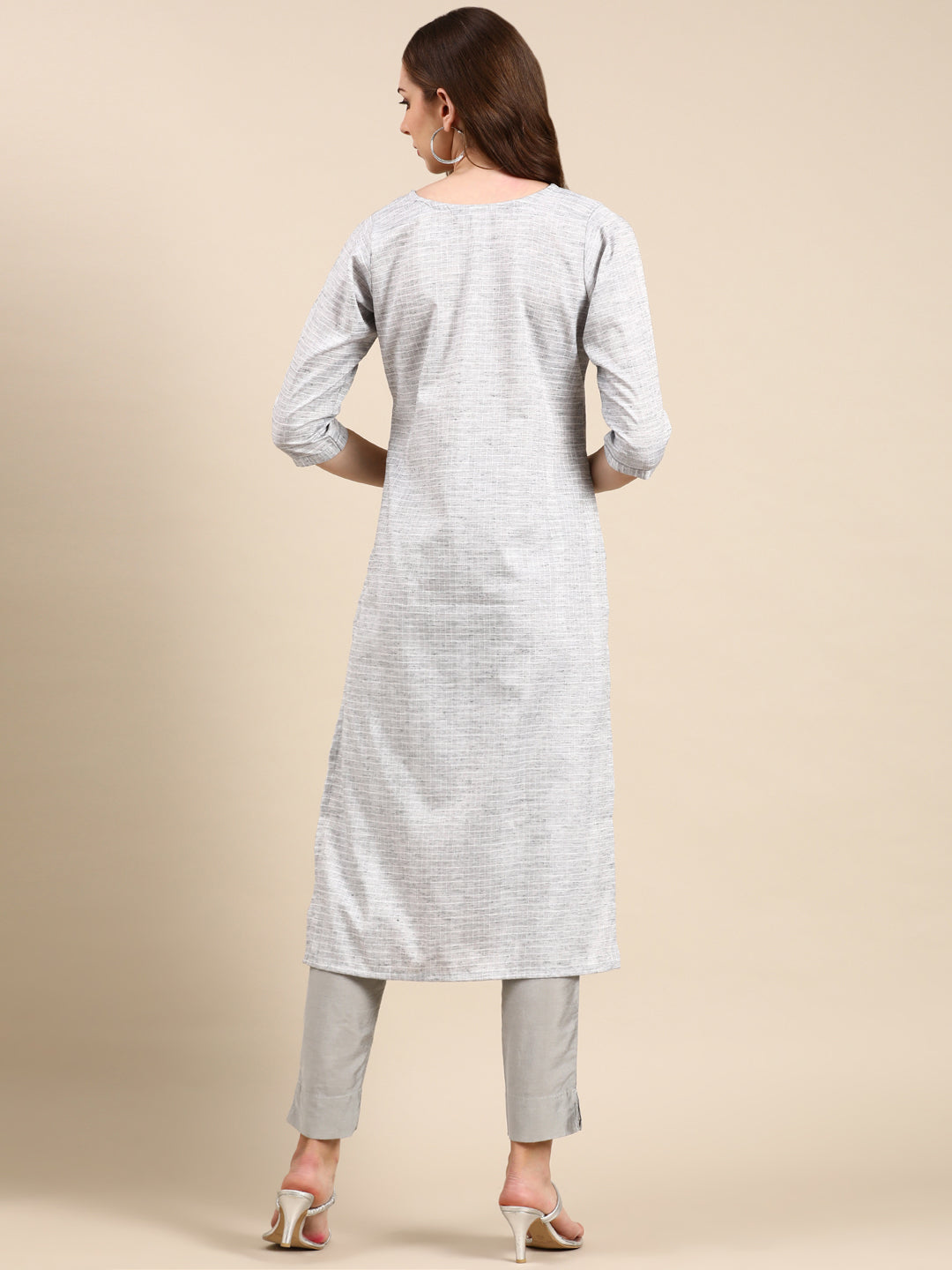 Women's Grey Solid Straight Kurta