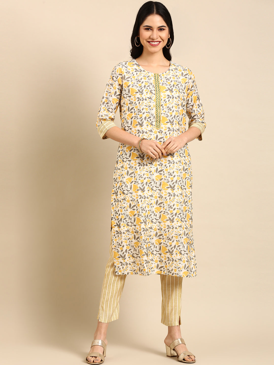 Women's Off White Printed  Kurta Set