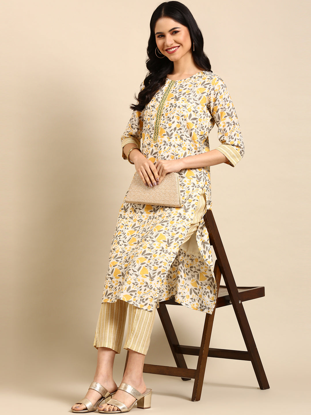 Women's Off White Printed  Kurta Set