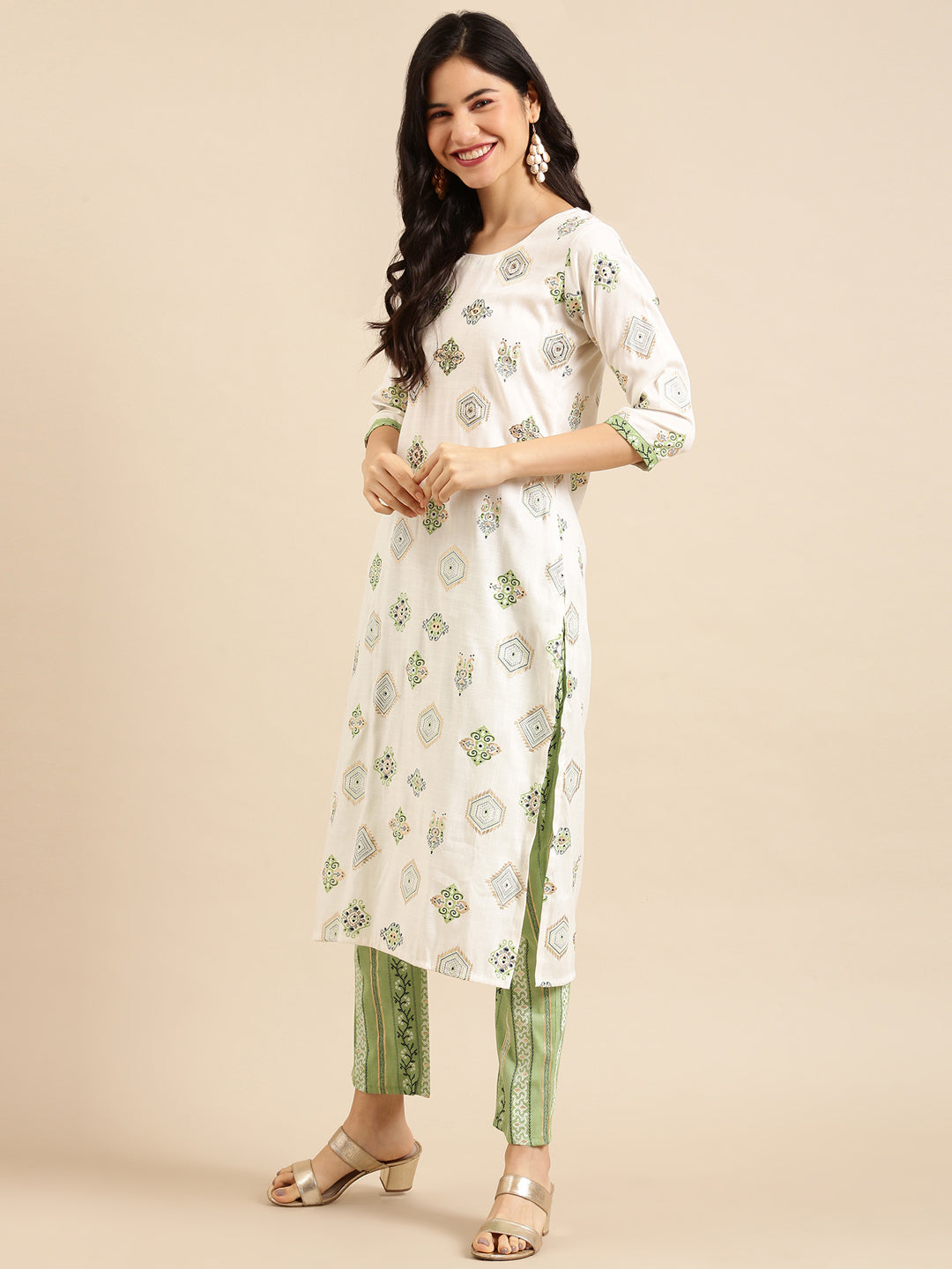 Women's Off White Printed  Kurta Set