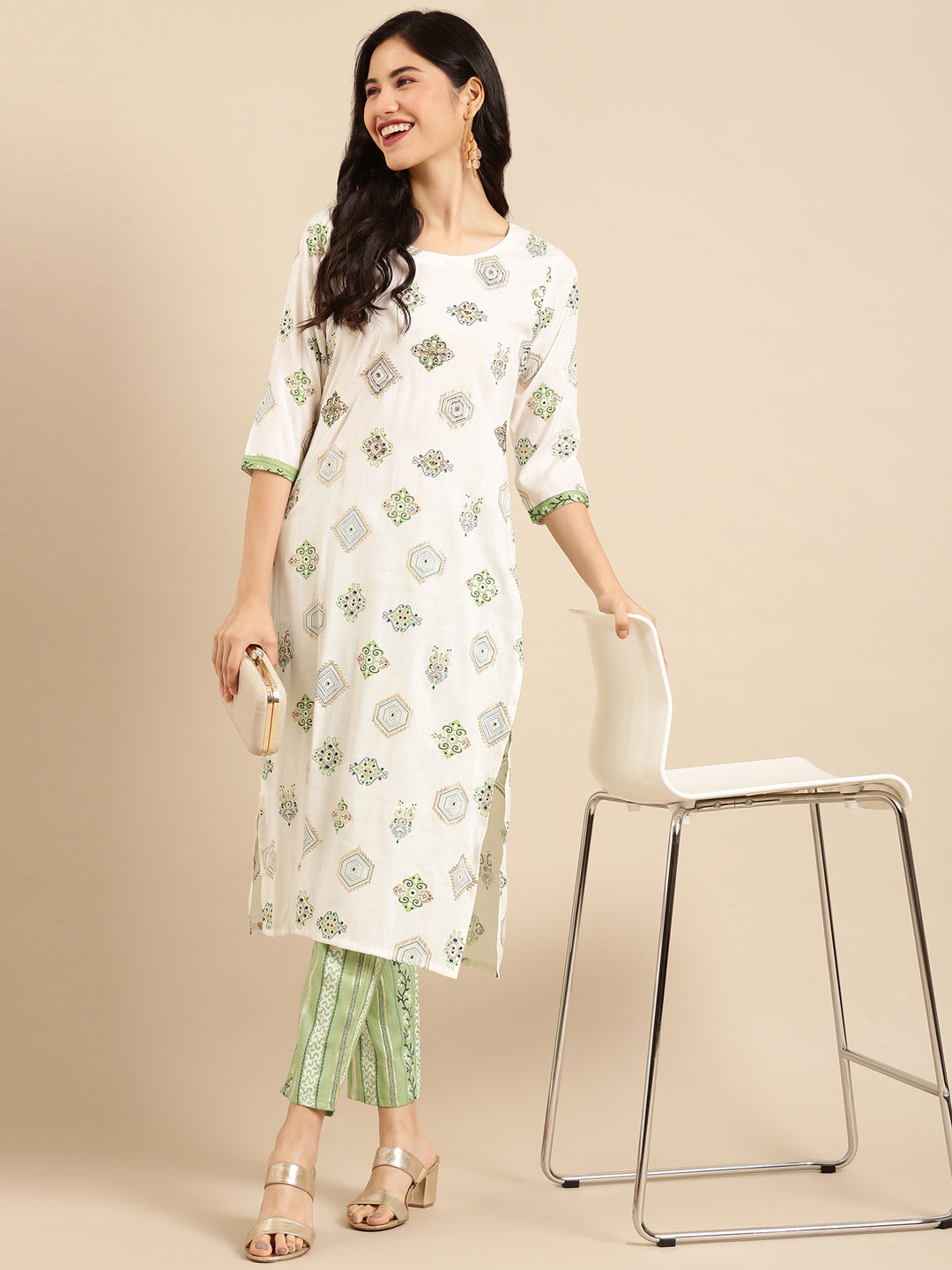 Women's Off White Printed  Kurta Set