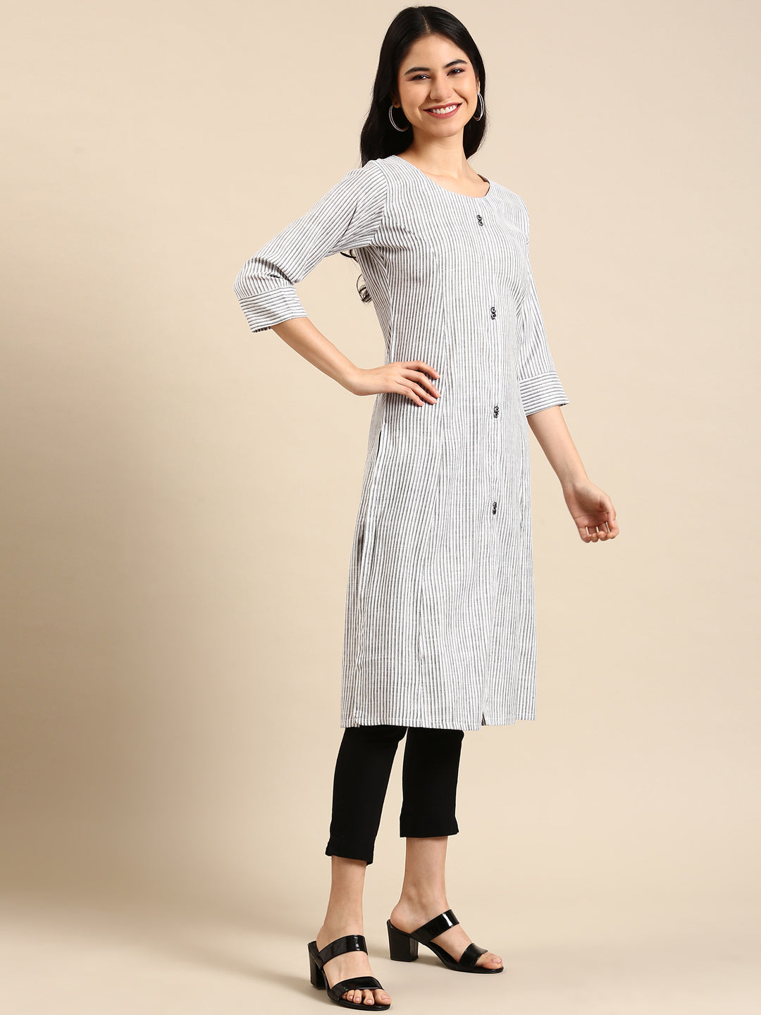 Women's White Striped Straight Kurta