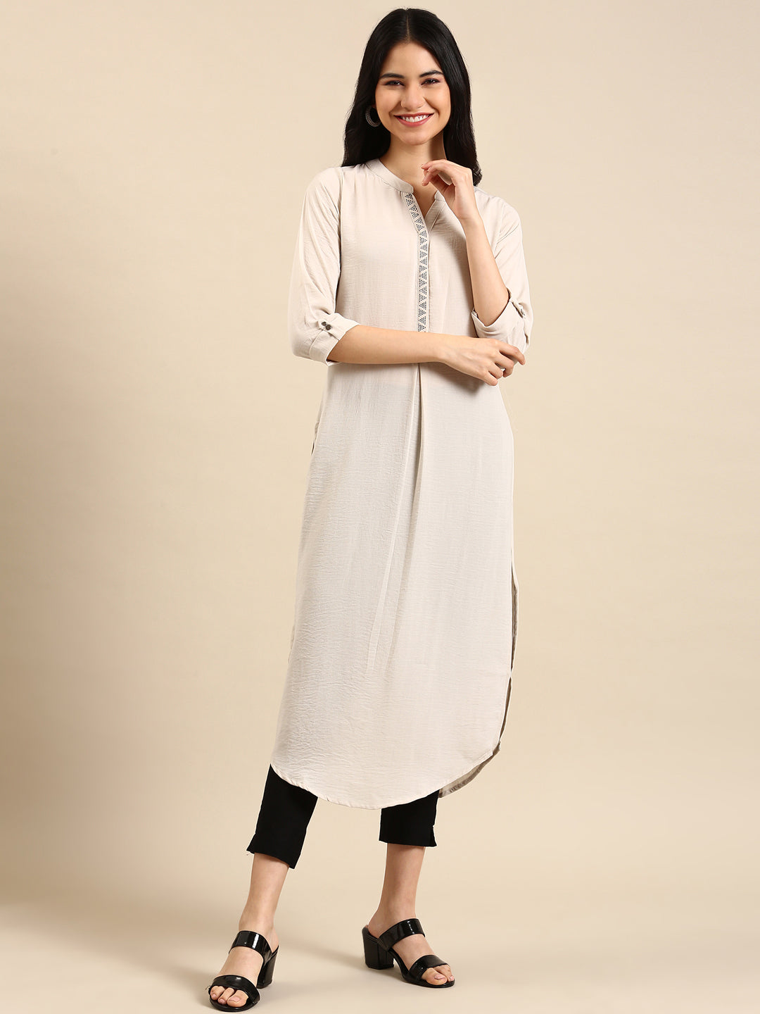 Women's White Solid Straight Kurta