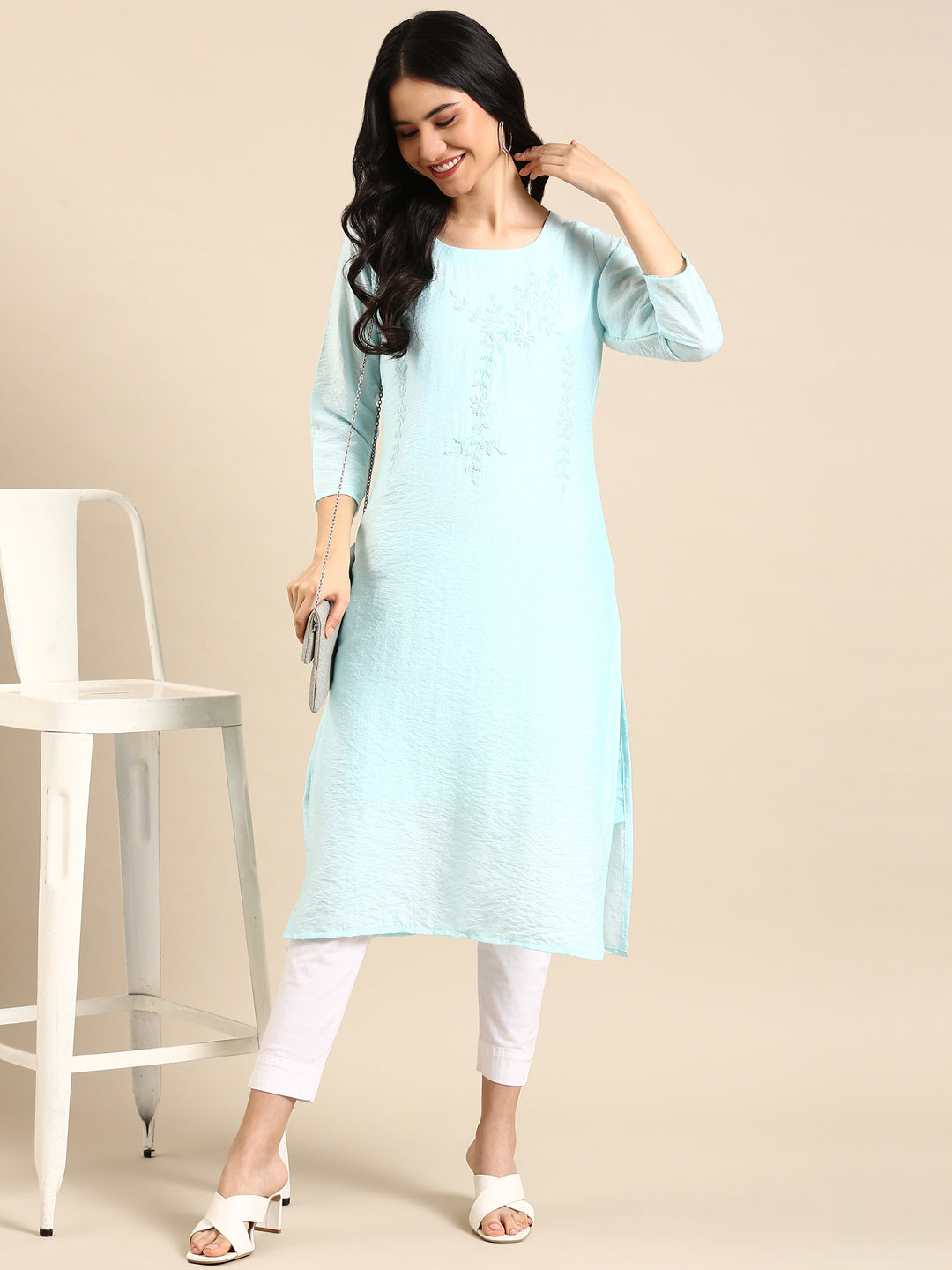 Women's Blue Solid Straight Kurta