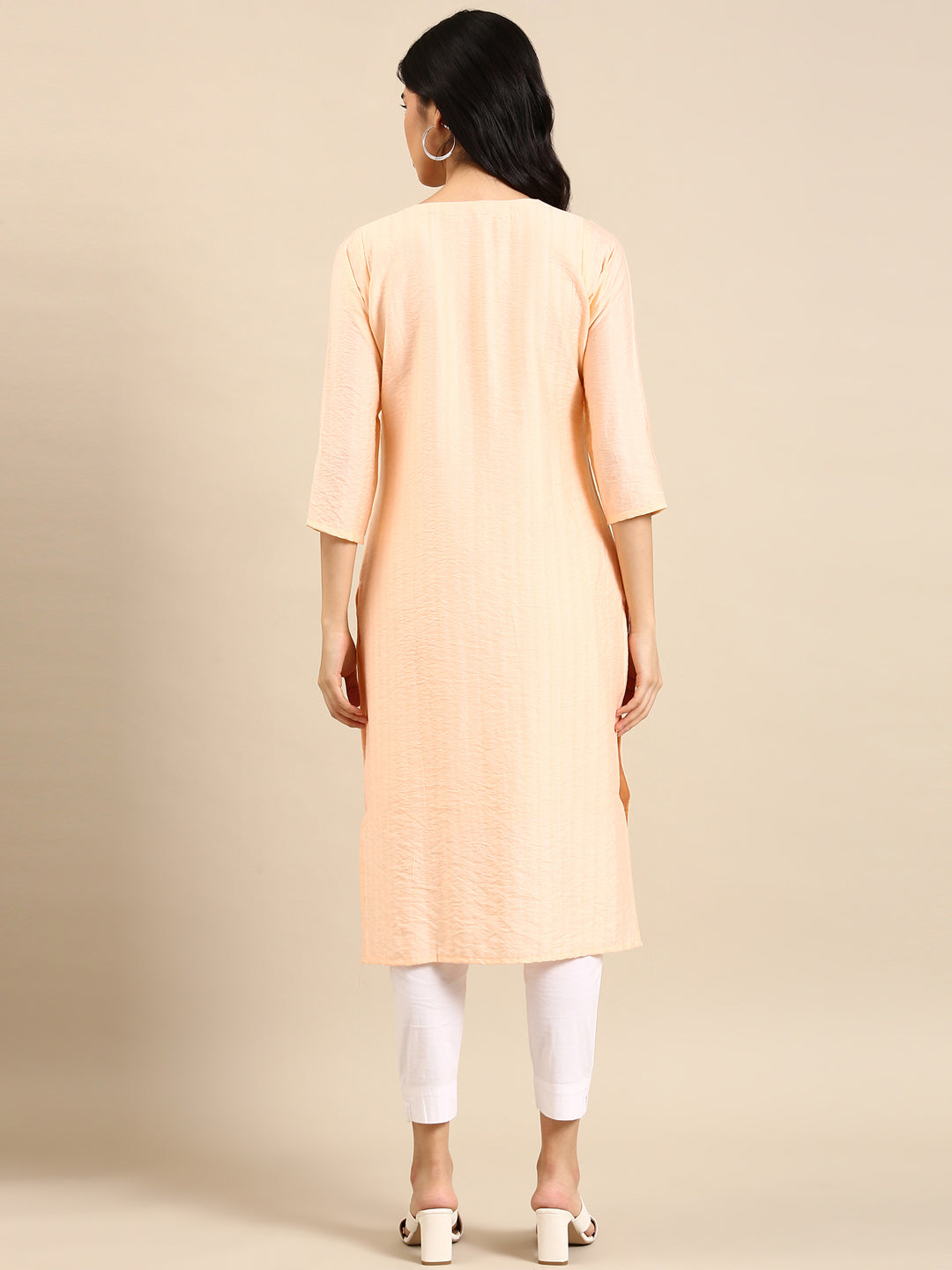 Women's Pink Solid Straight Kurta