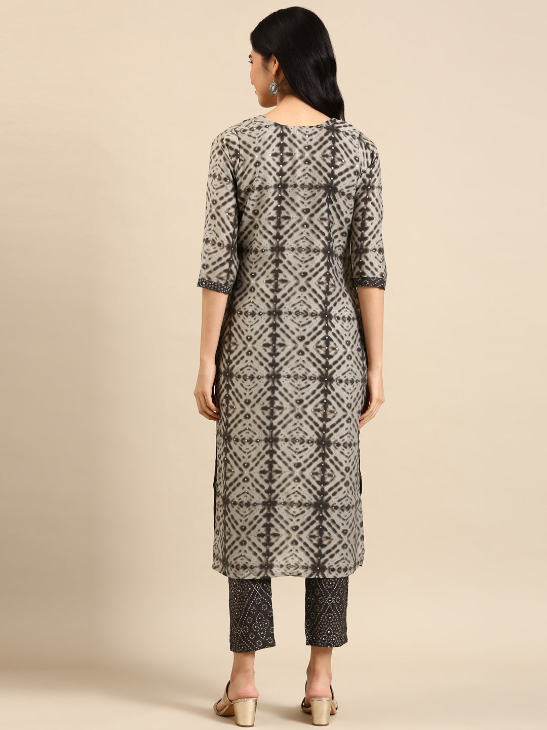 Women's Grey Dyed Thread Work Chanderi Cotton Kurta Set