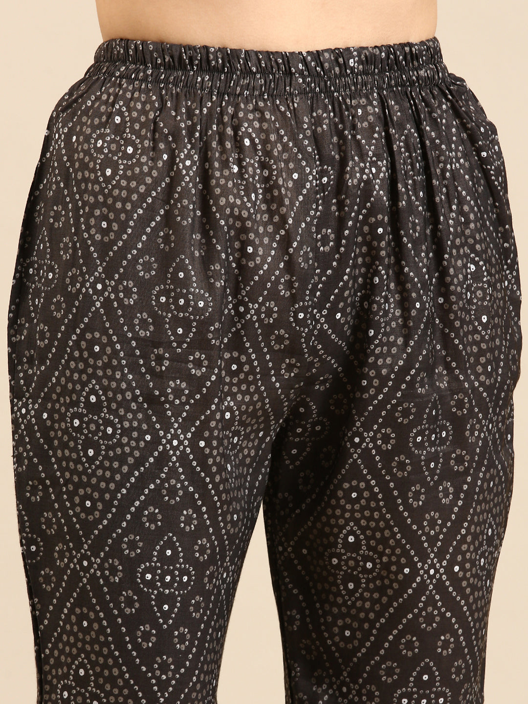 Women's Grey Dyed Thread Work Chanderi Cotton Kurta Set