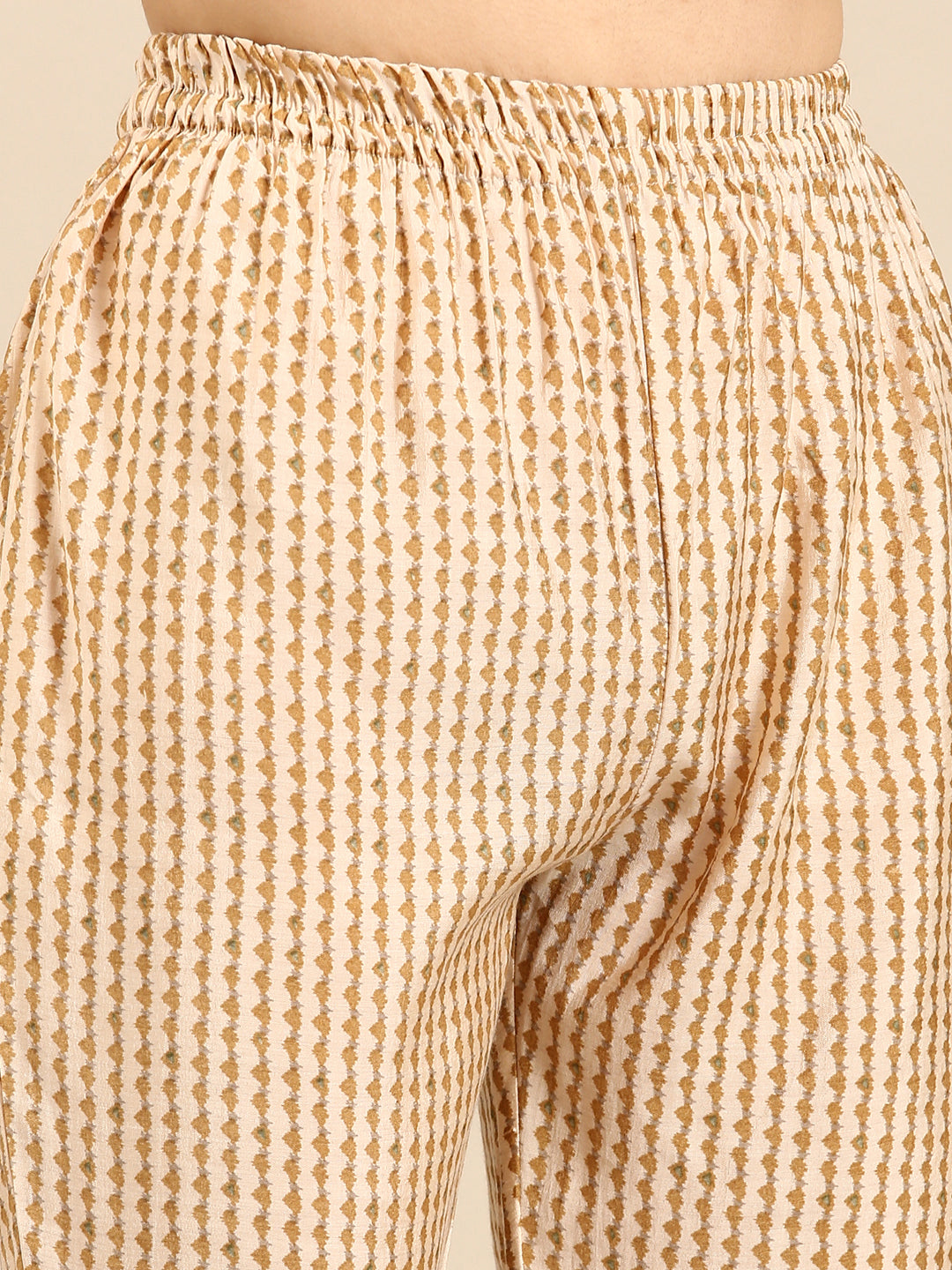 Women's Cream Printed Poly Silk Straight Kurta Set