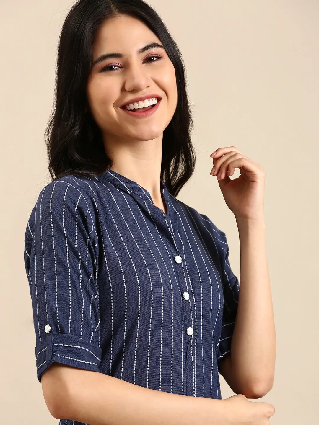 Women's Navy Blue Striped Kurta Set