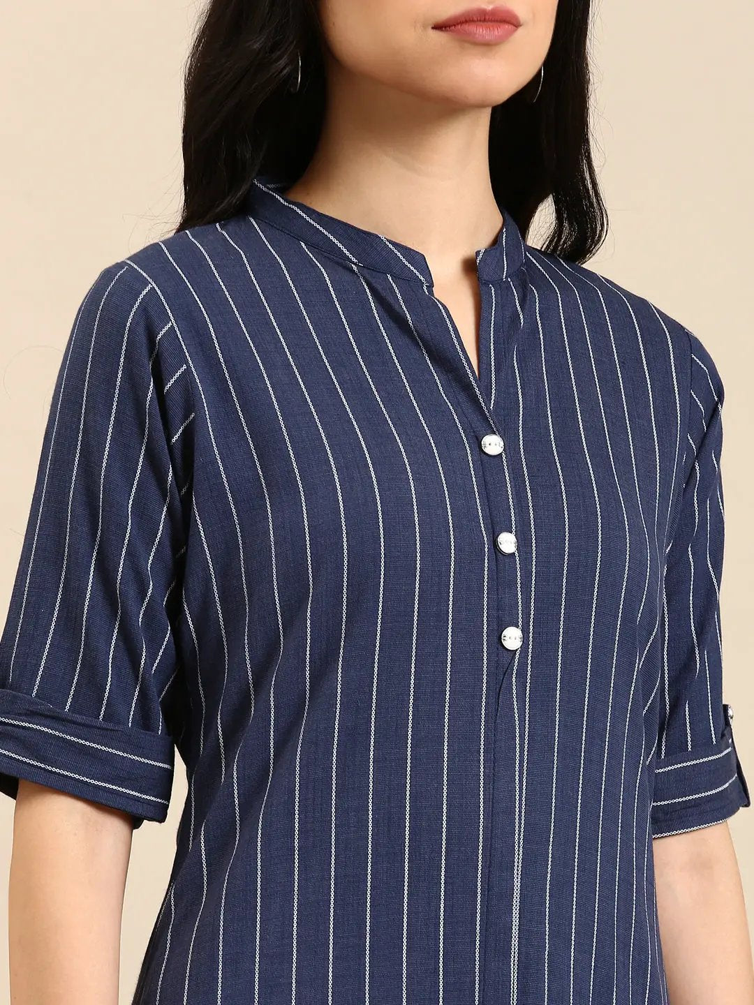 Women's Navy Blue Striped Kurta Set