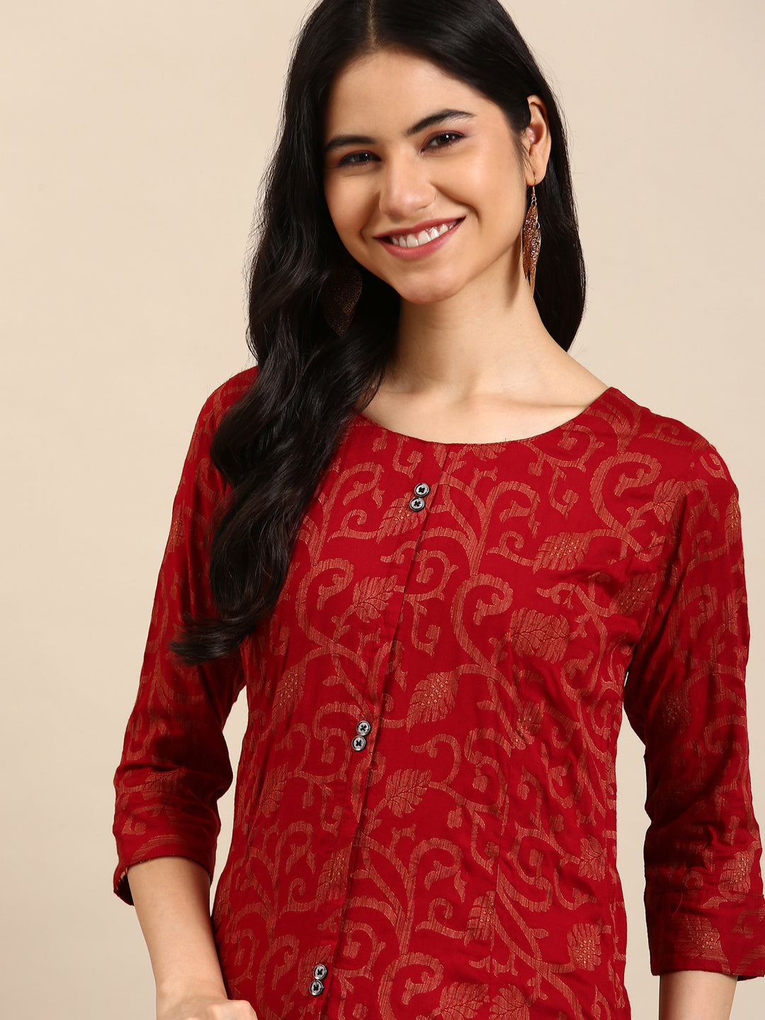 Women's Maroon Solid Straight Kurta