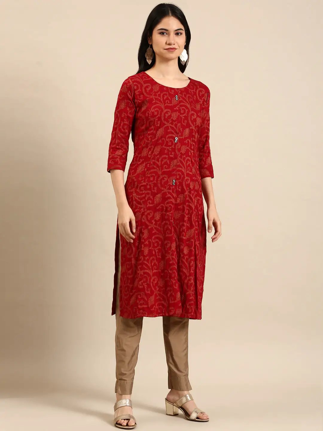Women's Maroon Solid Straight Kurta