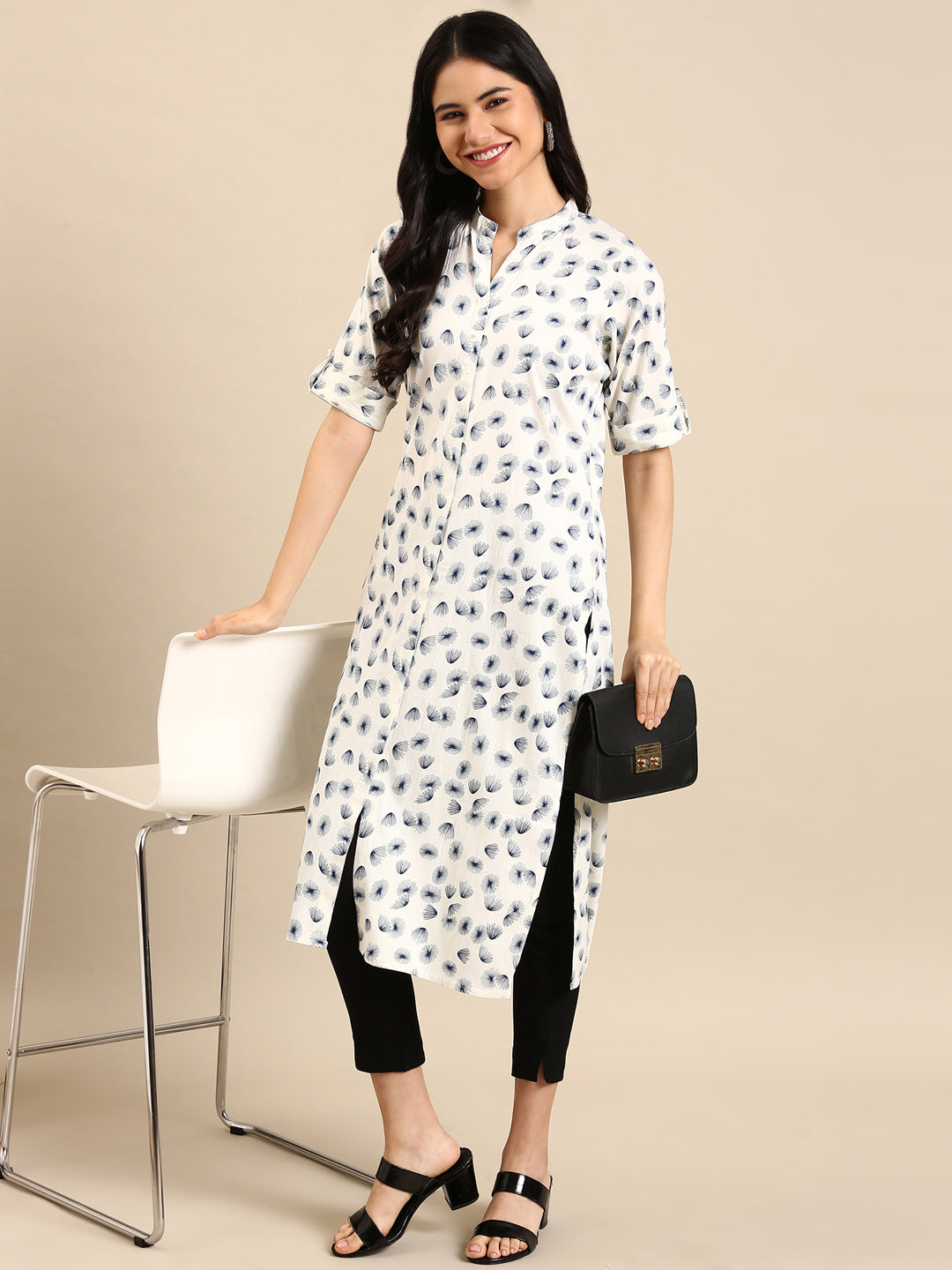 Women's White Printed Straight Kurta