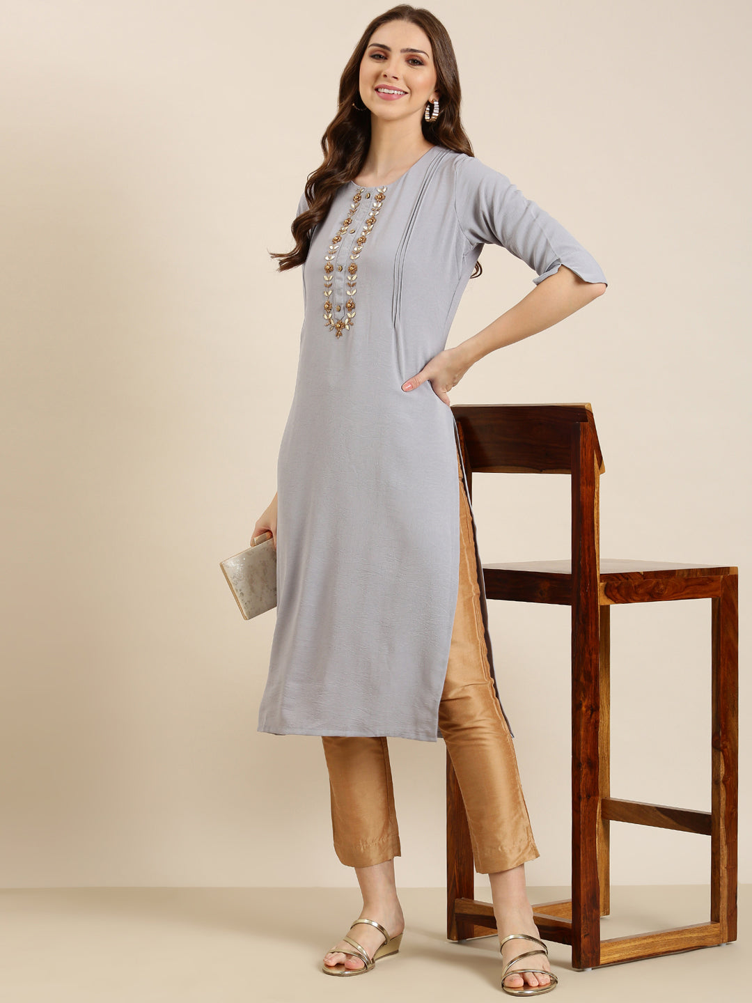 Women Grey Solid Straight Kurta