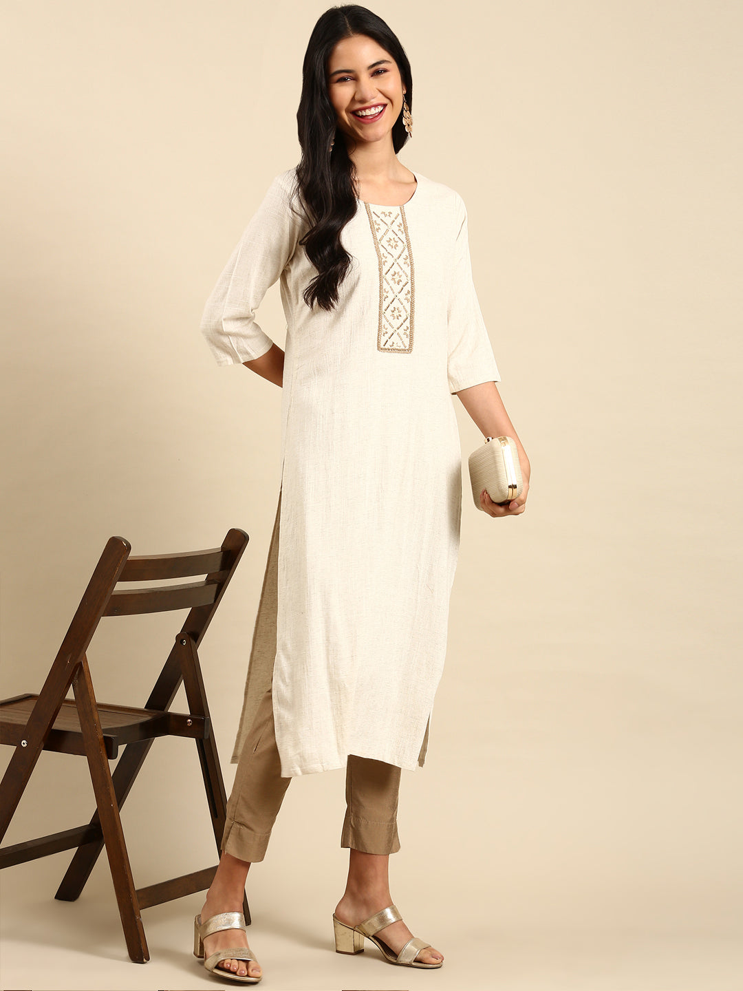 Women's Off White Printed Straight Kurta