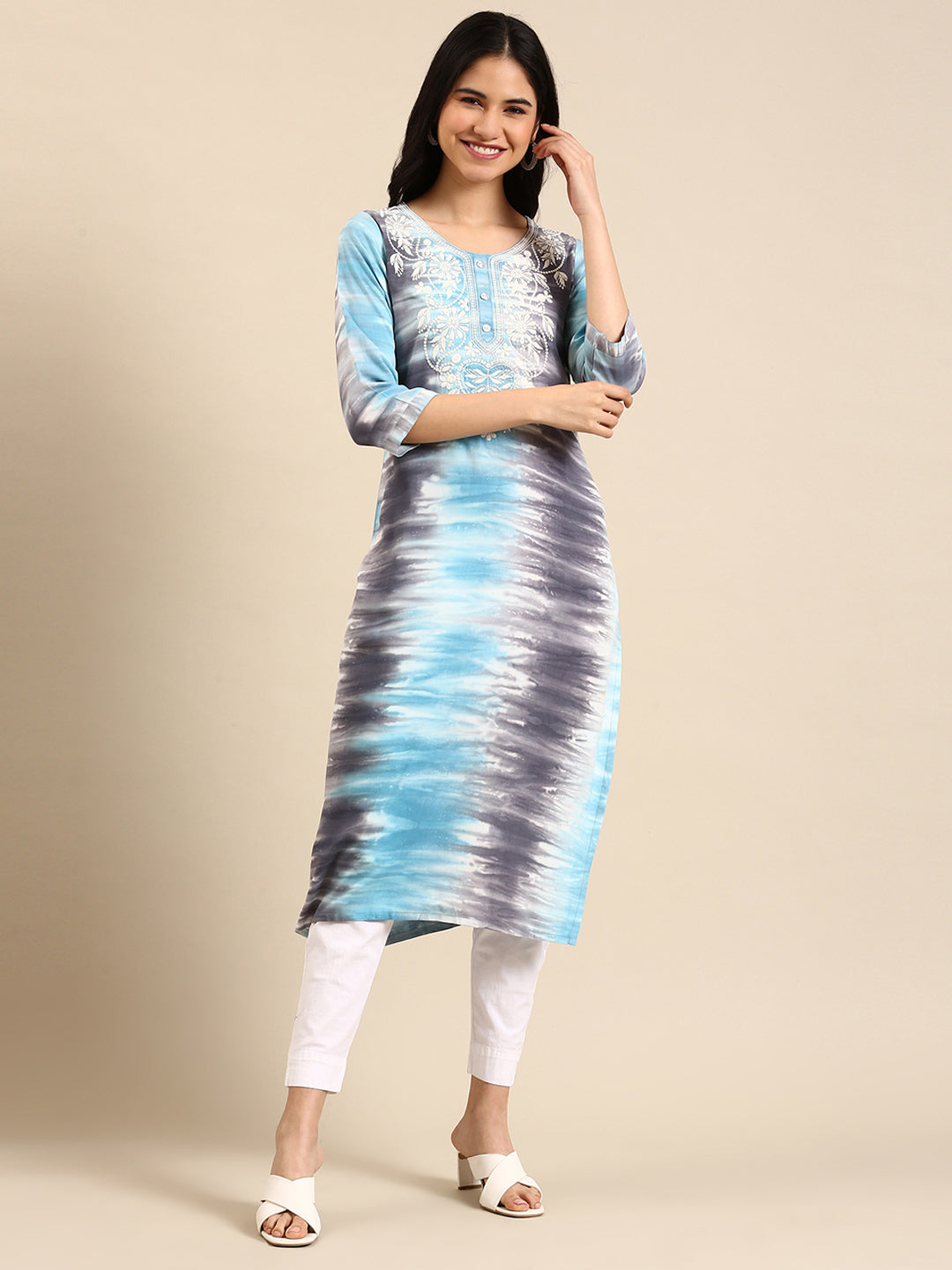 Women's Blue Printed Straight Kurta