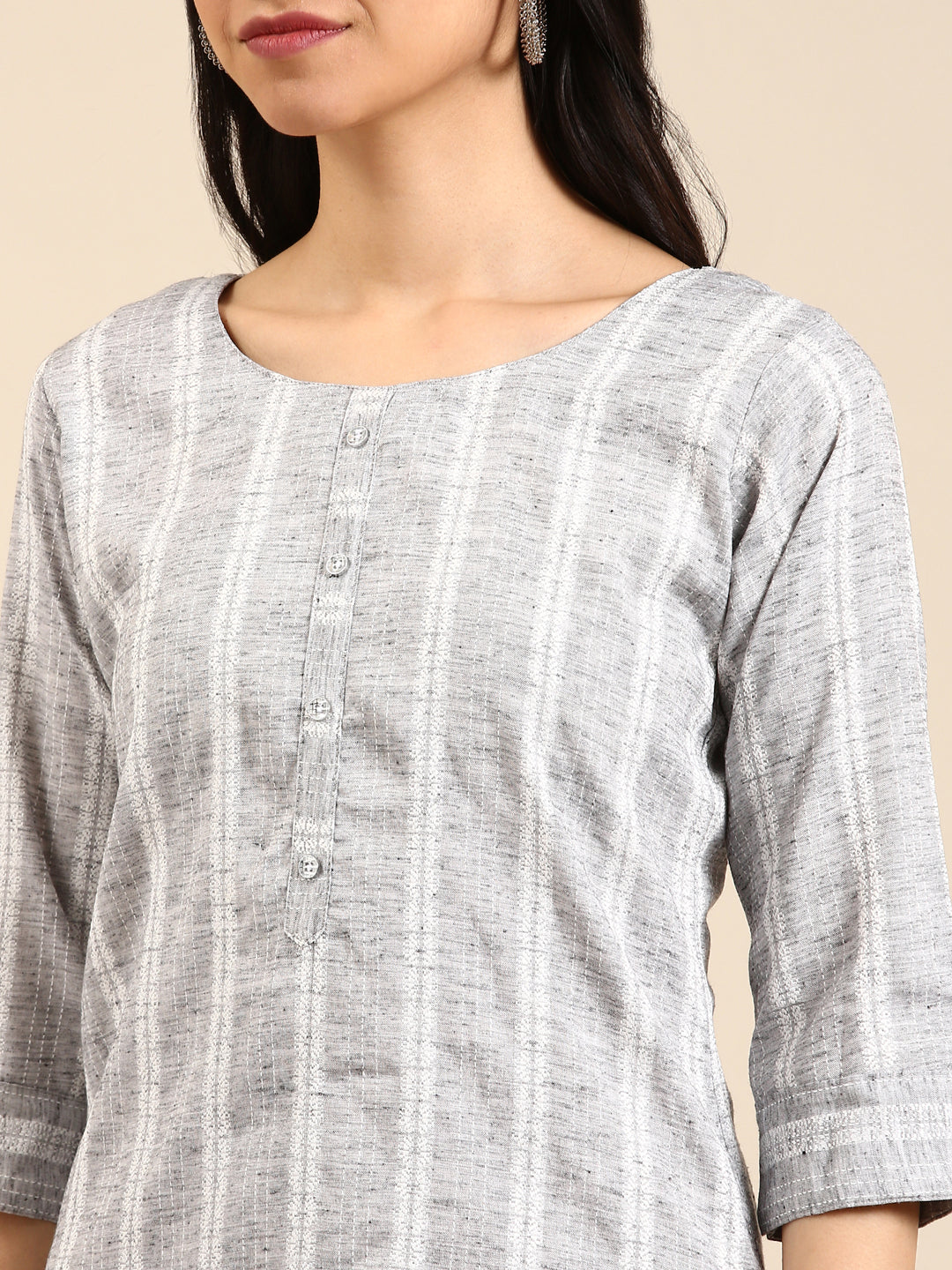 Women's Grey Solid Straight Kurta