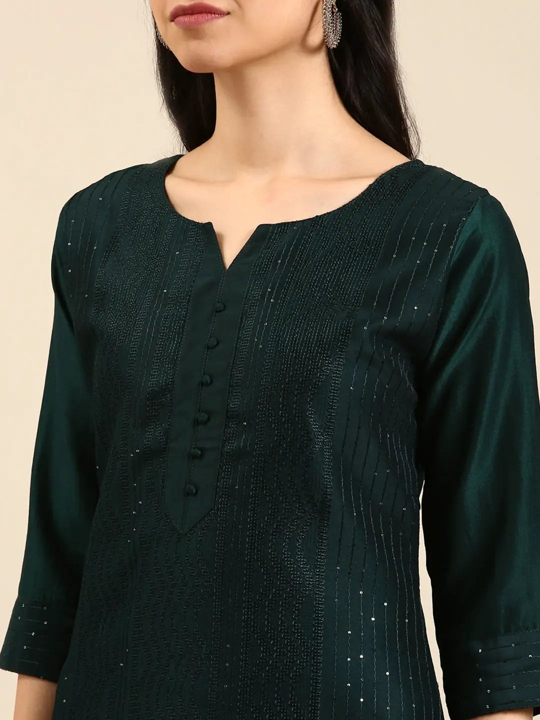 Women's Green Embellished Straight Kurta