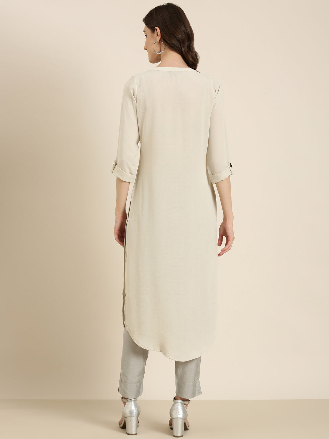 Women Beige Solid Straight Kurta