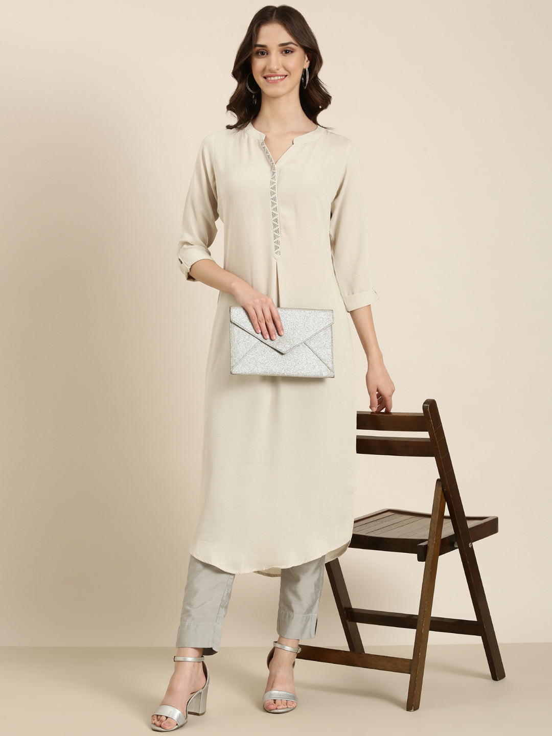 Women Beige Solid Straight Kurta