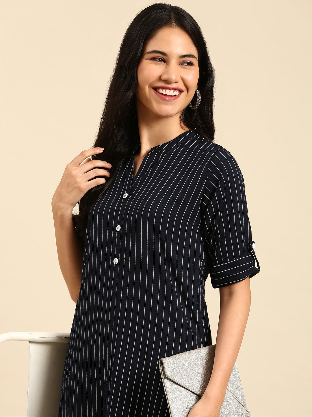 Women's Navy Blue Striped Kurta Set