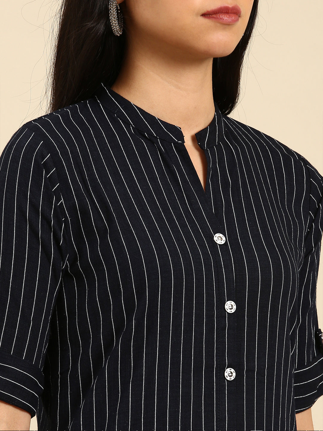 Women's Navy Blue Striped Kurta Set