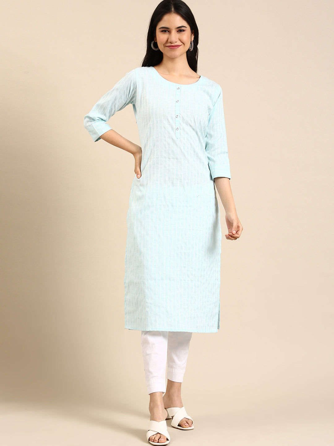 Women's Blue Solid Straight Kurta