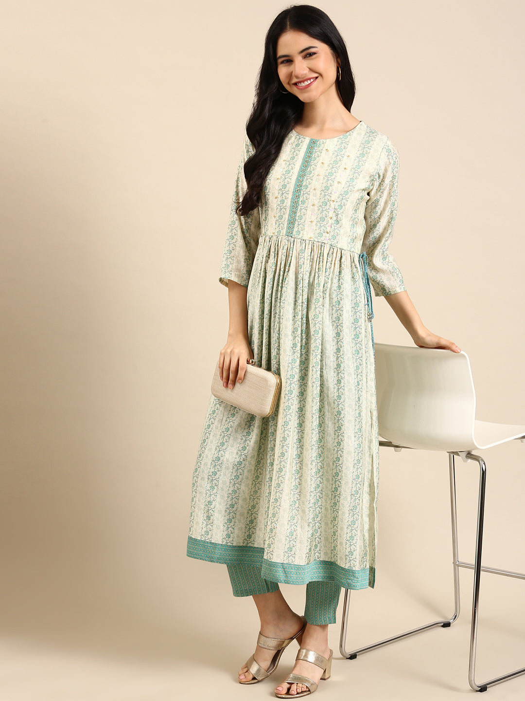 Women's Cream Solid Kurta Set