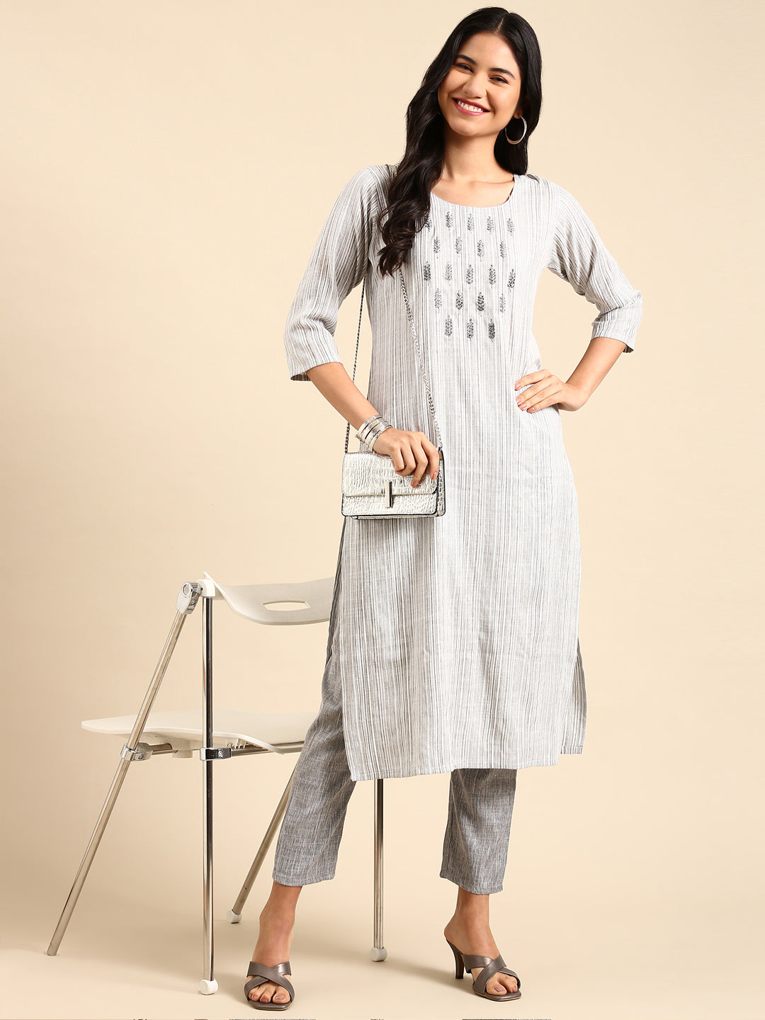 Women's Grey Striped Kurta Set