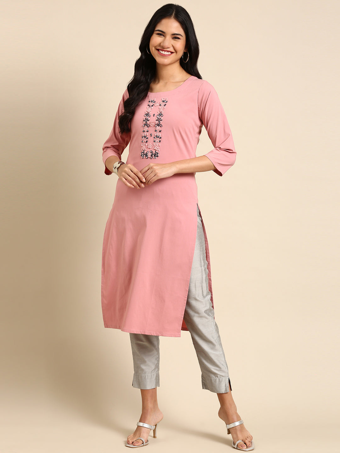 Women's Pink Solid Straight Kurta