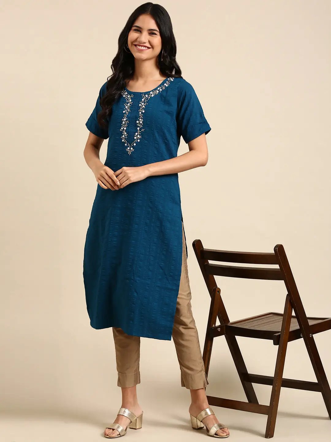 Women's Blue Printed Straight Kurta