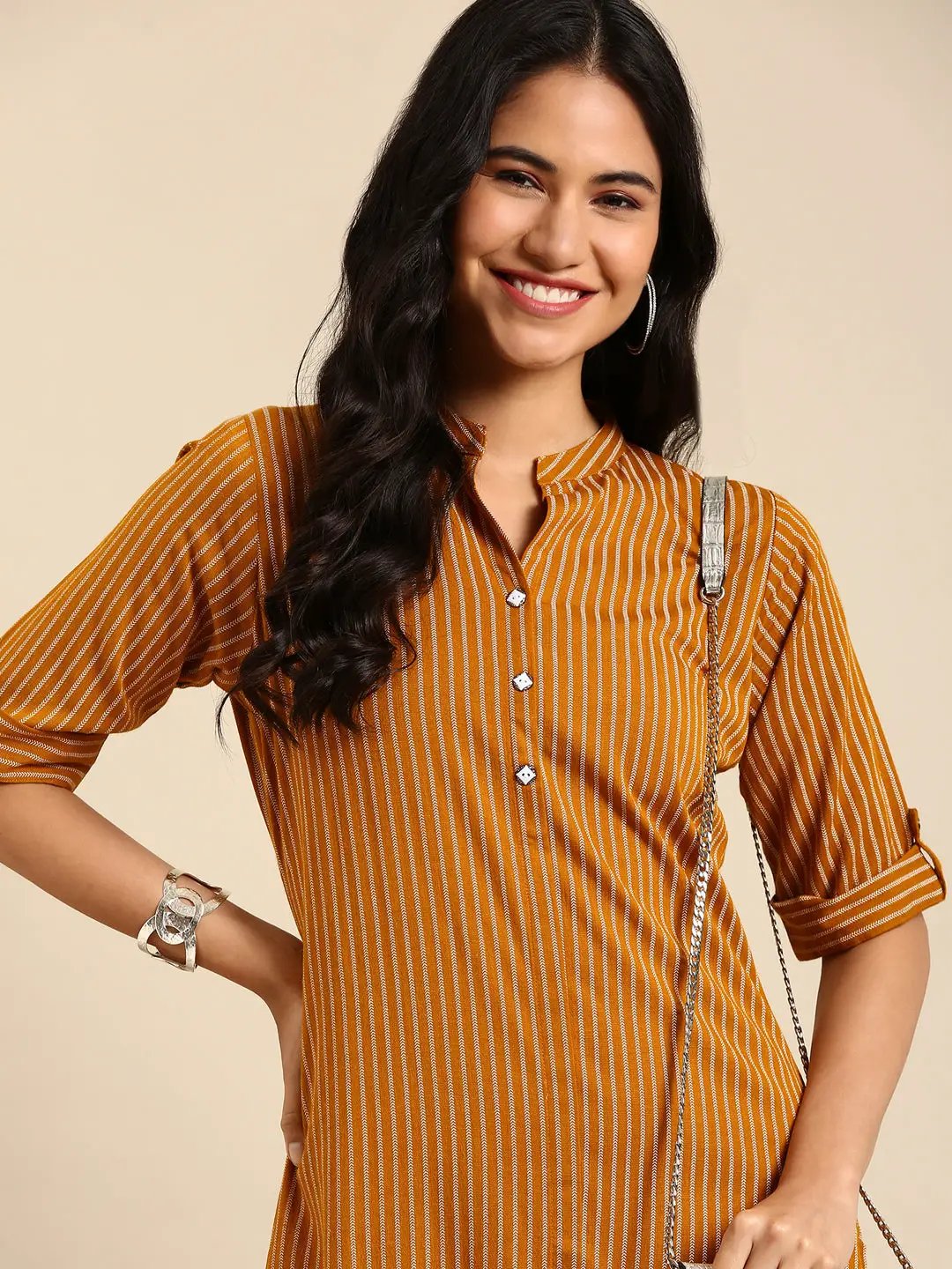 Women's Mustard Solid Straight Kurta