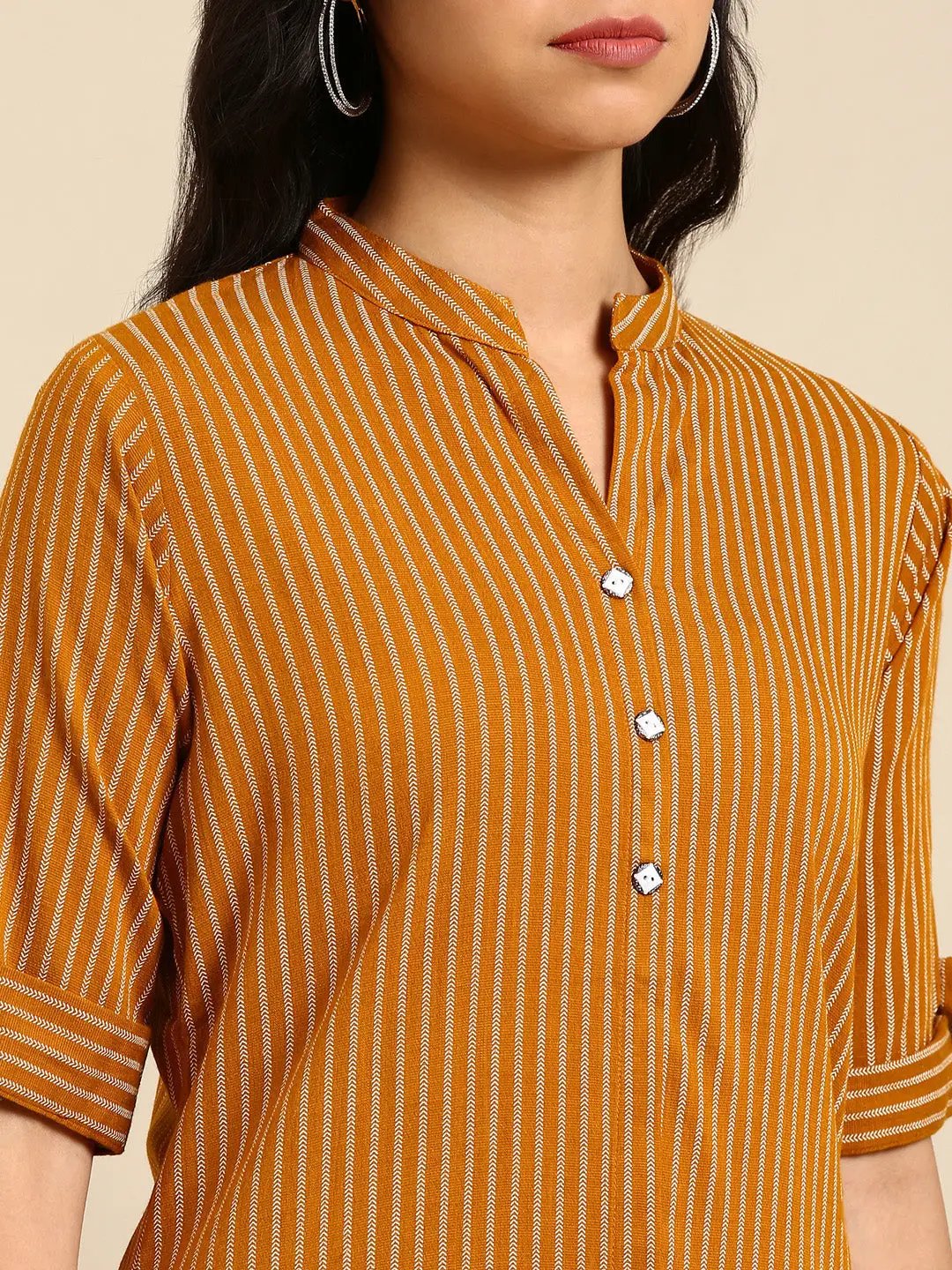 Women's Mustard Solid Straight Kurta