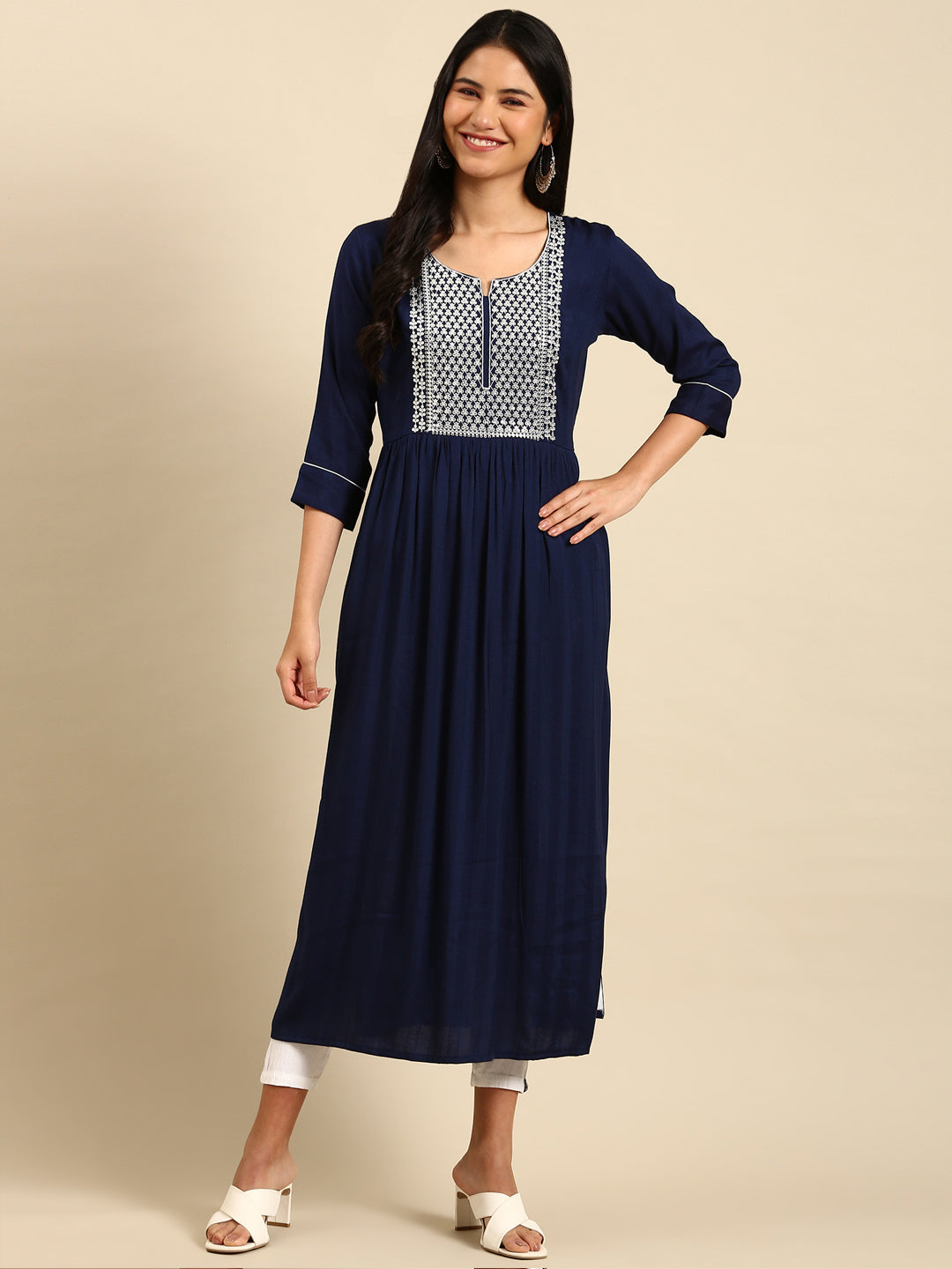 Women's Navy Blue Printed Straight Kurta