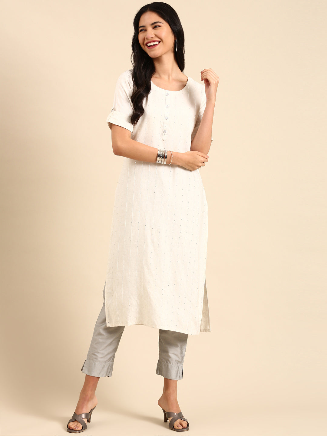 Women's White Solid Straight Kurta